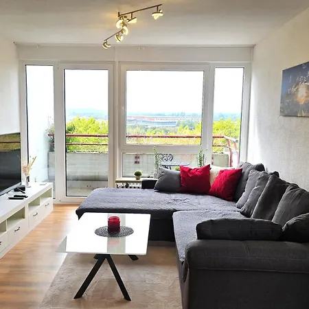 Gemuetliche Mit Grosser Dachterasse Apartament