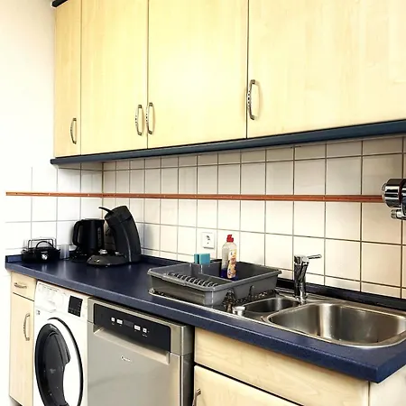Gemuetliches Ferien Mit Dachterasse Am Gifizsee Apartman