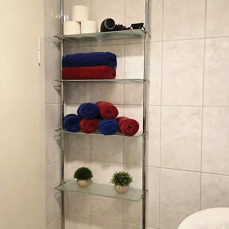 Gemuetliches Ferien Mit Dachterasse Am Gifizsee Apartman *